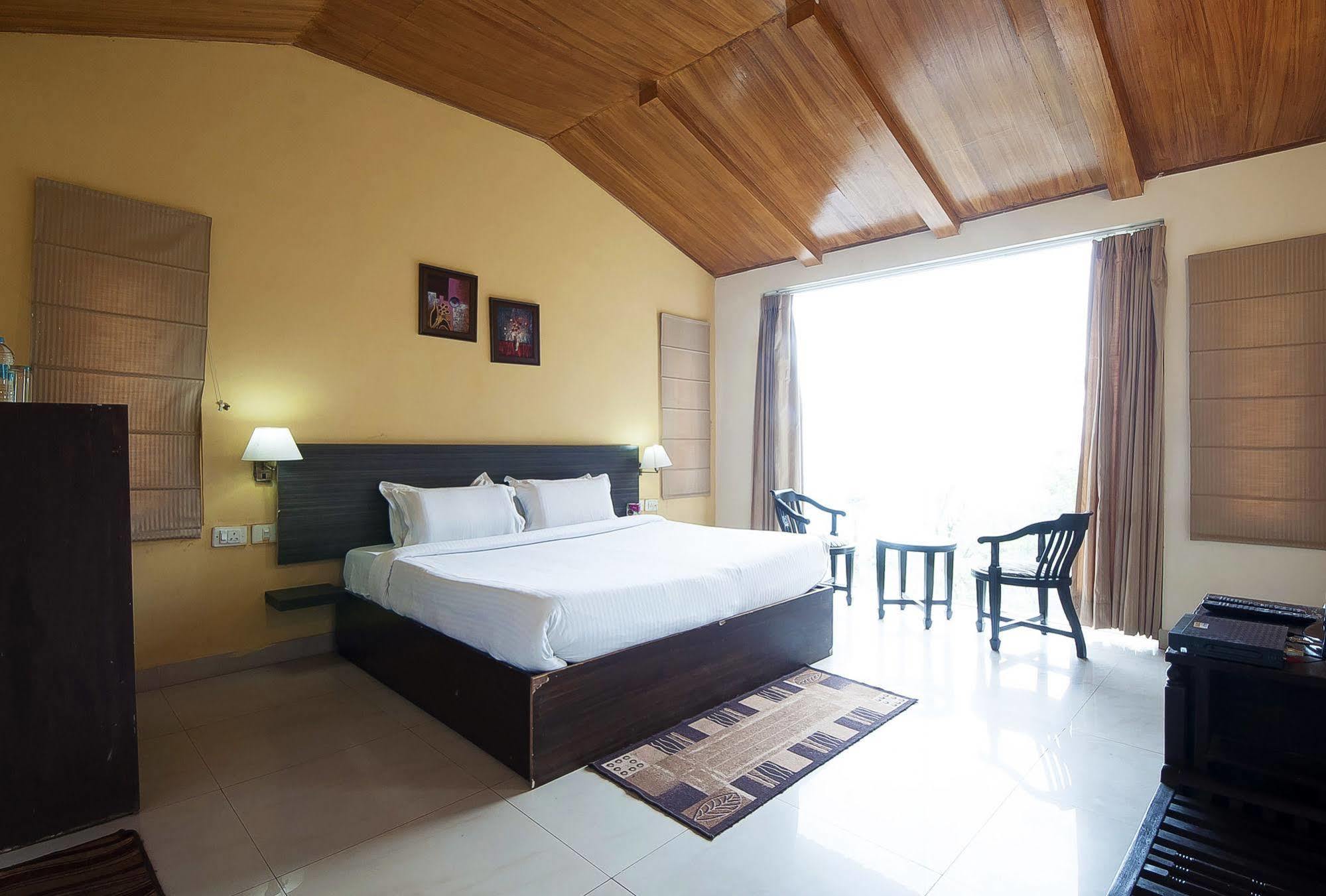 Natureraga Fernhill Resort Chail Zewnętrze zdjęcie